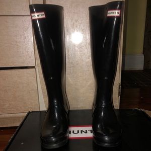 Original gloss Tall hunter boots *1 hr sale!*